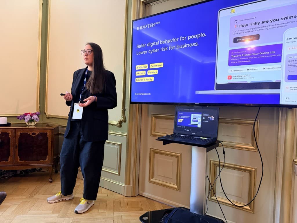 Boxfish Labs pitch slide and presenter