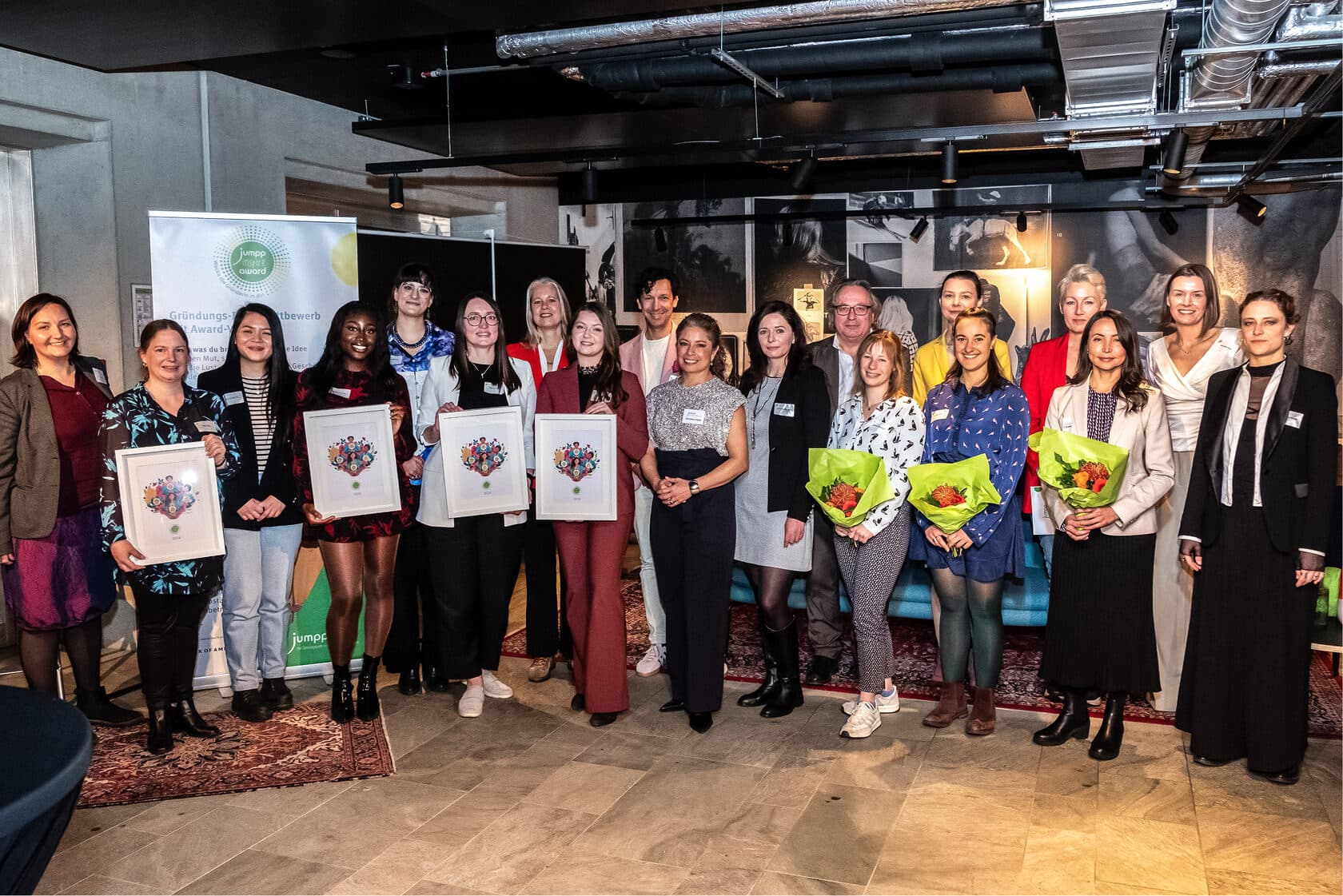 Jumpp Inspire Award 2024 ceremony with Viktoria Biki